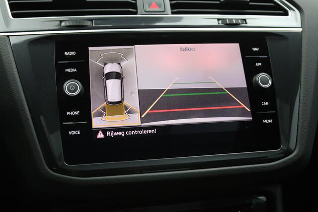 Volkswagen TIGUAN 1.4 TSI eHybrid 245 PK R-Line Business PHEV, Panoramadak, Memory, Elektrische Trekhaak, Leder