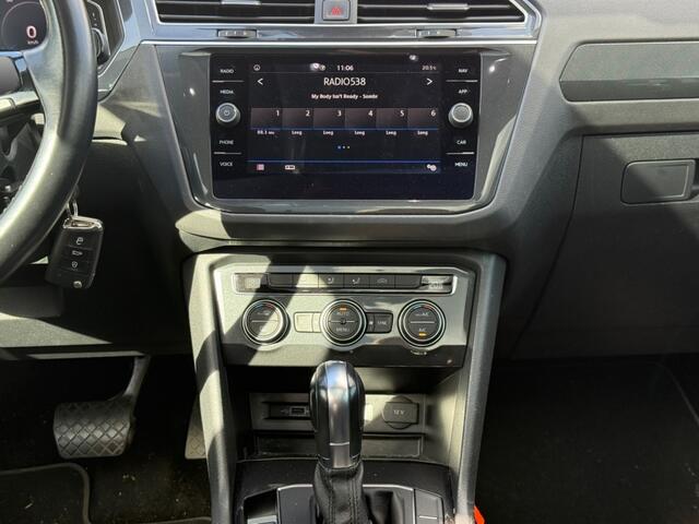 Volkswagen TIGUAN 1.5 TSI ACT Highline Business R Panoramadak | Camera