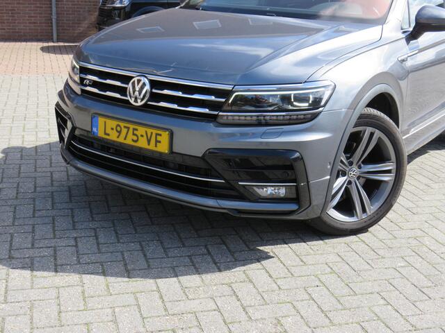 Volkswagen TIGUAN Allspace 1.5 TSI 150Pk DSG Highl. BNS R-Line 7p. * Rijklaarprijs incl. garantie * Trekhaak * Camera * Electr. A-Klep * PDC V+A * ACC *