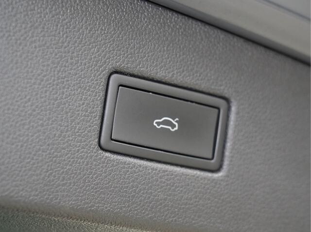 Volkswagen TIGUAN 1.4 TSI eHybrid R-Line Business+ Camera trekhaak elektr. klep 52