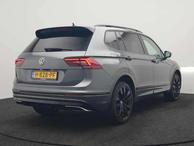 Volkswagen TIGUAN Allspace 1.5 TSI Highline DSG R-Line 7 Persoons 150pk | Panodak | Adaptive Cruise | Camera | Alcantara Sportstoelen Massage & Verwarmd | Keyless | BLIS | Navigatie | Virtual | DAB | 20"L.M |