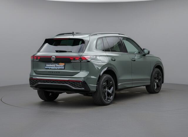 Volkswagen TIGUAN 1.5 eHybrid R-Line | Trekhaak | 360° Camera | Stoelverwarming v + a