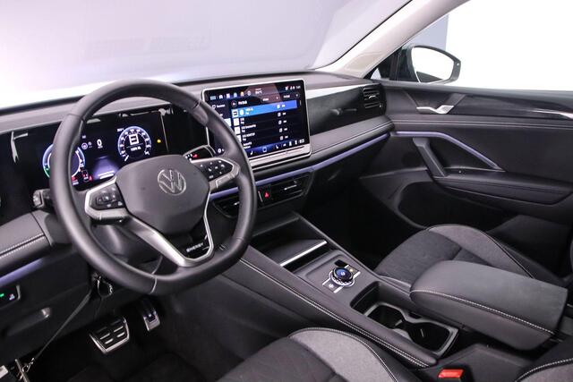 Volkswagen TIGUAN 1.5 eHybrid Life Edition 204pk DSG Automaat, Trekhaak, Stoelverwarming, Stuurverwarming, Adaptive cruise control, Dodehoeksensoren, 360 camera, Elektrische achterklep, Parkeersensoren, App-connect