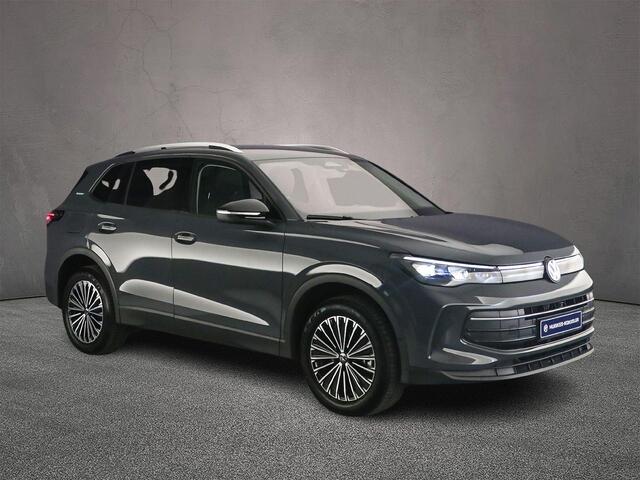 Volkswagen TIGUAN 1.5 eHybrid Life Edition 204pk DSG Automaat, Trekhaak, Stoelverwarming, Stuurverwarming, Adaptive cruise control, Dodehoeksensoren, 360 camera, Elektrische achterklep, Parkeersensoren, App-connect