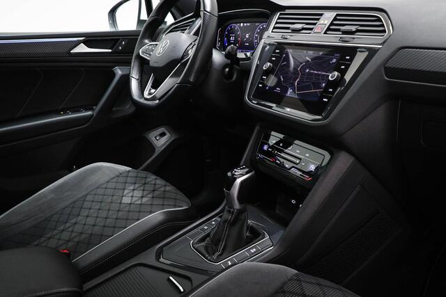 Volkswagen TIGUAN 1.5 TSI R-Line Business | IQ LIGHT | PANORAMADAK | SFEERVERLICHTING | DAB | APP CONNECT | CAMERA | 20"