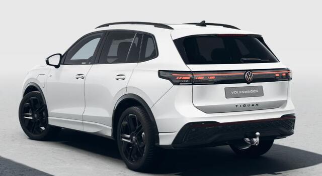 Volkswagen TIGUAN 1.5 eHybrid 272PK DSG R-Line Edition / Resterende Fabrieksgarantie tot 1-10 2029 / Black Style / Trekhaak / Leer / Panoramadak / 20'' LMV / VW