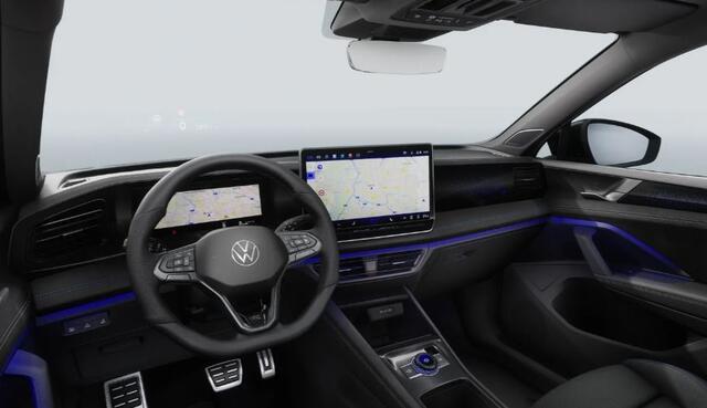 Volkswagen TIGUAN 1.5 eHybrid 272PK DSG R-Line Edition / Resterende Fabrieksgarantie tot 1-10 2029 / Black Style / Trekhaak / Leer / Panoramadak / 20'' LMV / VW