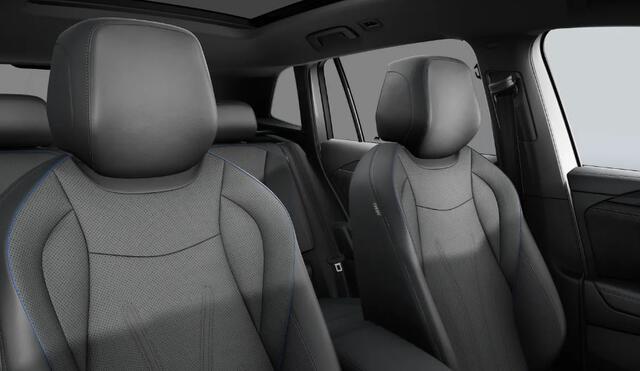 Volkswagen TIGUAN 1.5 eHybrid 272PK DSG R-Line Edition / Resterende Fabrieksgarantie tot 1-10 2029 / Black Style / Trekhaak / Leer / Panoramadak / 20'' LMV / VW