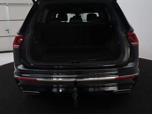 Volkswagen TIGUAN Allspace 1.5 TSI Highline Business R | Trekhaak | Navigatie | LED | Stoelverwarming | 5-Zitplaatsen