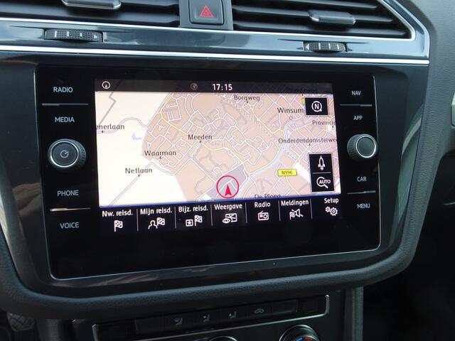 Volkswagen TIGUAN 1.5 TSI Comfortline Business Automatische airco, navigatie, elektrische trekhaak, cruise controle, parkeersensoren, achteruitrij camera, enz.