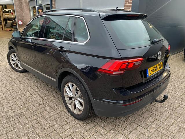Volkswagen TIGUAN 1.4 TSI ACT Comfortline Business R | Digital cockpit| Apple carplay