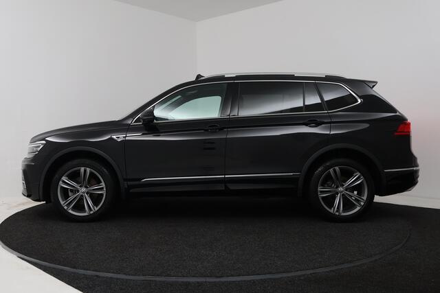 Volkswagen TIGUAN Allspace 1.5 TSI Highline Business R 7p (PANORAMADAK, STOELVERWARMING, CAMERA, NAVIGATIE)