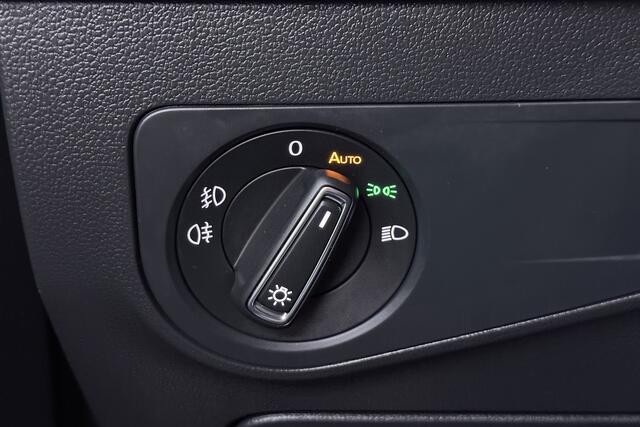 Volkswagen TIGUAN Allspace 1.5 TSI Highline Business R 7p (PANORAMADAK, STOELVERWARMING, CAMERA, NAVIGATIE)