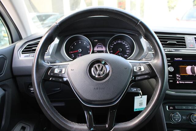 Volkswagen TIGUAN 1.5 TSI ACT//NAVI//TREKHAAK!!