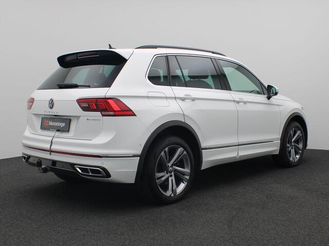 Volkswagen TIGUAN 1.4 TSI eHybrid R-Line Business 245PK DSG SOH 100%, Trekhaak, 360gr. Camera, Side Assist, Stoel-Stuurverwarming, 19" LM Velgen, Matrix LED-verlichting, Keyless