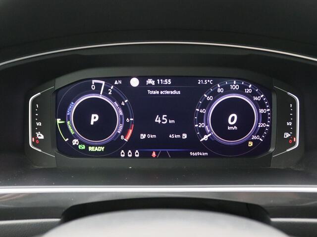 Volkswagen TIGUAN 1.4 TSI eHybrid R-Line Business 245PK DSG SOH 100%, Trekhaak, 360gr. Camera, Side Assist, Stoel-Stuurverwarming, 19" LM Velgen, Matrix LED-verlichting, Keyless