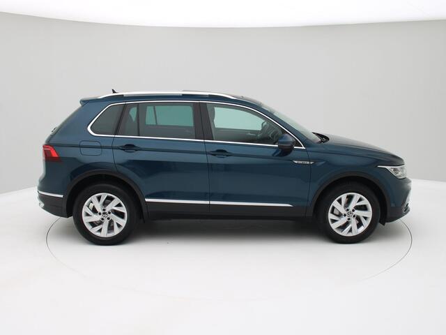 Volkswagen TIGUAN 1.4 TSI eHybrid Elegance 245pk Panorama / Matrix / Camera