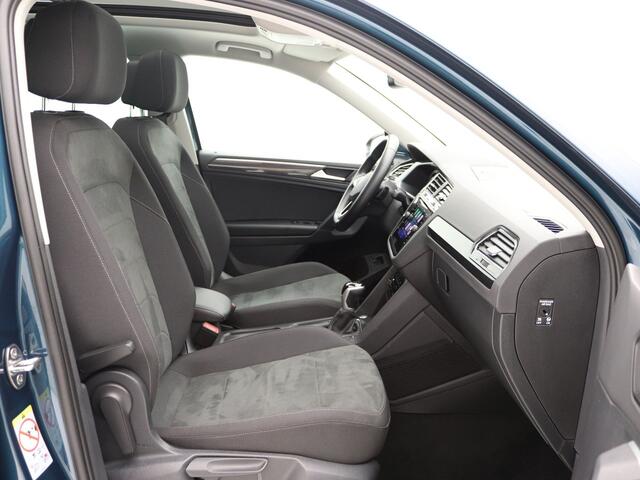 Volkswagen TIGUAN 1.4 TSI eHybrid Elegance 245pk Panorama / Matrix / Camera