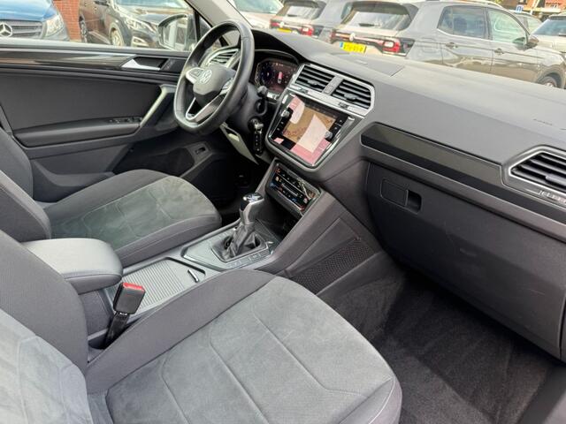 Volkswagen TIGUAN 1.5TSI 150PK DSG Elegance Pano IQ-Light Virtual ACC Trekhaak Navi
