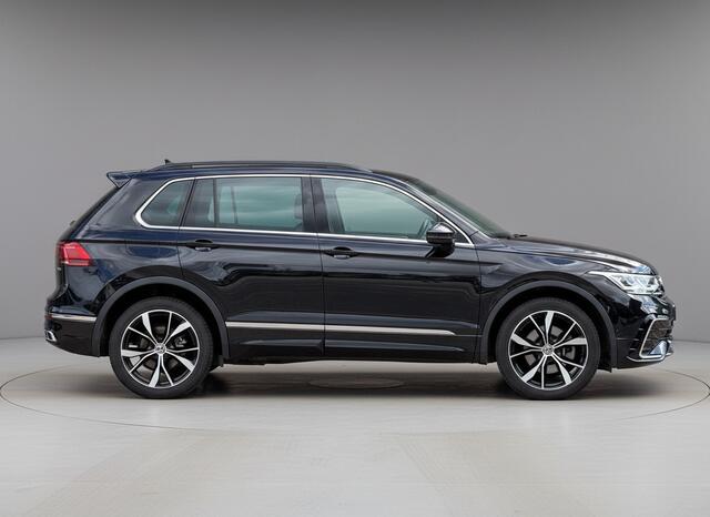Volkswagen TIGUAN 1.4 TSI eHybrid R-Line Business+ | HUD | Leer | Trekhaak