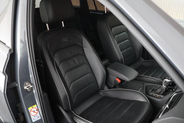 Volkswagen TIGUAN 1.4 TSI eHybrid 245pk R-Line Black Style HUD Trekhaak 360Camera Leder Stoelverwarming Virtual Cockpit Keyless Navigatie Memory