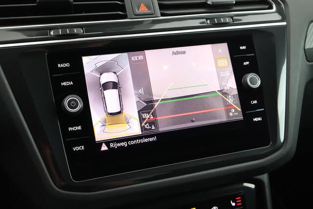 Volkswagen TIGUAN 1.4 TSI eHybrid 245pk R-Line Black Style HUD Trekhaak 360Camera Leder Stoelverwarming Virtual Cockpit Keyless Navigatie Memory