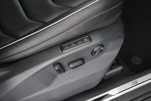 Volkswagen TIGUAN 1.4 TSI eHybrid 245pk R-Line Black Style HUD Trekhaak 360Camera Leder Stoelverwarming Virtual Cockpit Keyless Navigatie Memory