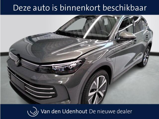 Volkswagen TIGUAN 1.5 eHybrid 204pk Elegance / Leder / Navigatie / 360-Camera