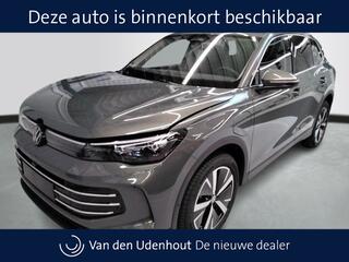 Volkswagen TIGUAN 1.5 eHybrid 204pk Elegance / Leder / Nav