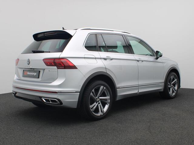 Volkswagen TIGUAN 1.4 TSI eHybrid R-Line Business+ 245PK DSG SOH 85,33%, Panoramadak, Trekhaak, Matrix LED Verlichting, Side Assist, 19" LM Velgen, Achteruitrijcamera, Discover Pro, Elektr. Achterklep