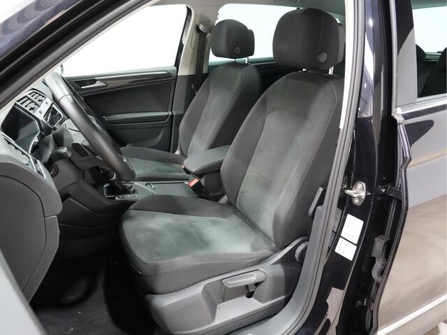 Volkswagen TIGUAN 1.4 TSI 245pk DSG eHybrid Elegance / Panoramadak / Trekhaak / Matrix LED 27