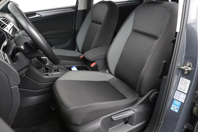 Volkswagen TIGUAN 1.4 TSI 245pk DSG eHybrid Active | SoH 98,9% | Trekhaak 1800kg. | Virtual Cockpit | Camera | Stoelverwarming |