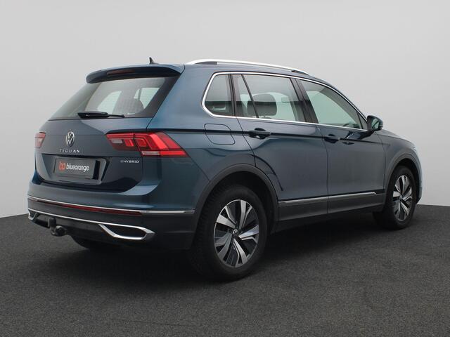 Volkswagen TIGUAN 1.4 TSI eHybrid Elegance 245PK DSG Trekhaak, Parkeersensoren voor en achter, 18" LM Velgen, Side Assist, Stoel-Stuurverwarming, Elektr. Achterklep
