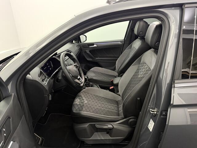 Volkswagen TIGUAN 1.4 TSI eHybrid R-Line Business+ Plug-in Panoramadak, Camera, Virtual desk, Stoelverwarming, Keyless start, Head-up display, Elektrische achterklep