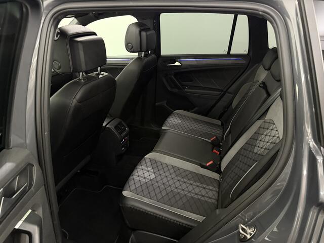 Volkswagen TIGUAN 1.4 TSI eHybrid R-Line Business+ Plug-in Panoramadak, Camera, Virtual desk, Stoelverwarming, Keyless start, Head-up display, Elektrische achterklep