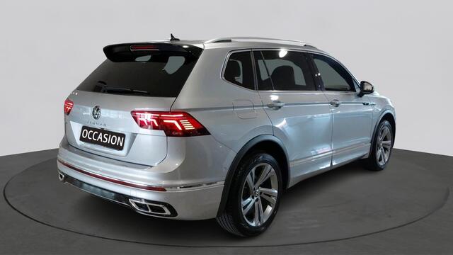 Volkswagen TIGUAN Allspace 1.5 TSI R-Line Business 7p. | Trekhaak | Derde zitrij | Winterpakket | LED matrix |