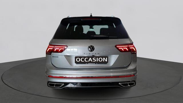 Volkswagen TIGUAN Allspace 1.5 TSI R-Line Business 7p. | Trekhaak | Derde zitrij | Winterpakket | LED matrix |