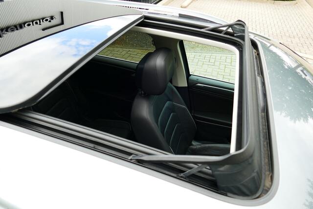 Volkswagen TIGUAN Allspace 1.5 TSI Highline Business R-Line 7-Pers. Panodak, Leer, Camera, 19"LMV, Haak 1800kg