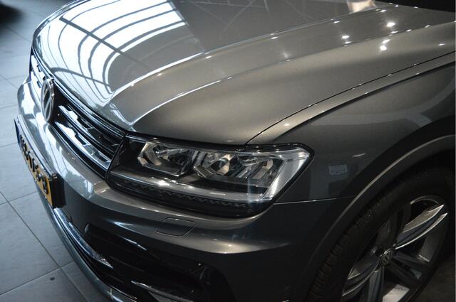 Volkswagen TIGUAN 1.4 TSI ACT R-line navi pano camera trekhaak 150 pk !!