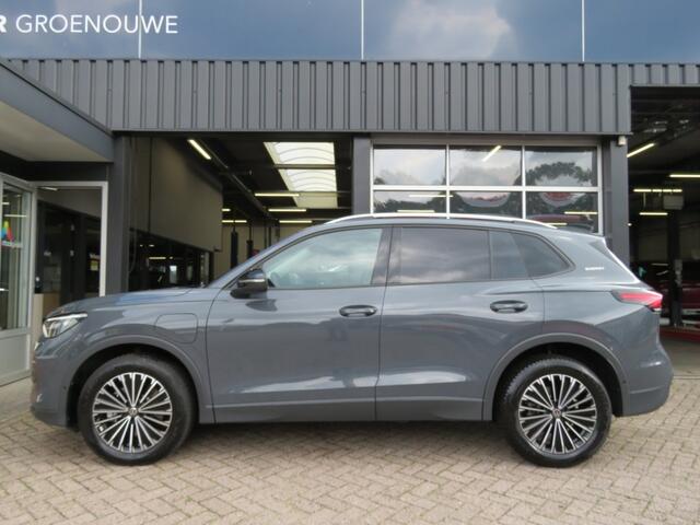 Volkswagen TIGUAN 1.5 eHybrid 204pk ENERGY / 360 Camera / Trekhaak / Elec.klep / Stoelenstuurverw. / BOVAG garantie