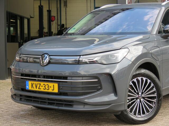Volkswagen TIGUAN 1.5 eHybrid 204pk ENERGY / 360 Camera / Trekhaak / Elec.klep / Stoelenstuurverw. / BOVAG garantie