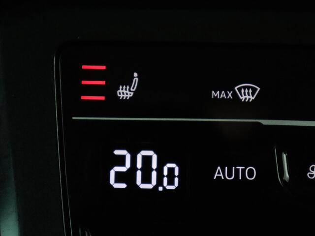 Volkswagen TIGUAN 1.5 TSI Elegance | Panoramadak | Adaptive cruise | Stuur/stoel verwarming | Stoelmassage | Camera | Park assist | Sfeerverlichting | Full LED | Elektrische achterklep