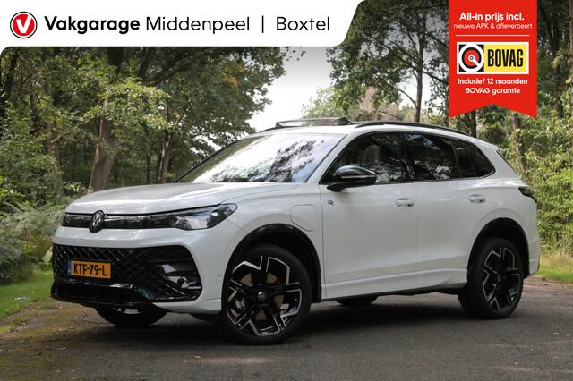 Volkswagen TIGUAN 1.5 eHybrid R-Line Business | IQ | Pano | Trekhaak | 360° cam | Elek. klep