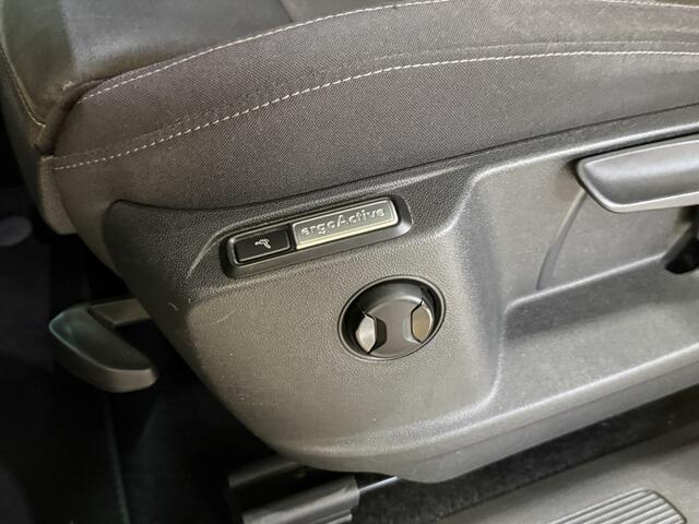 Volkswagen TIGUAN 1.4 TSI eHybrid R-Line Business+ | Camera | Stoelverwarming | Dodehoeksensoren