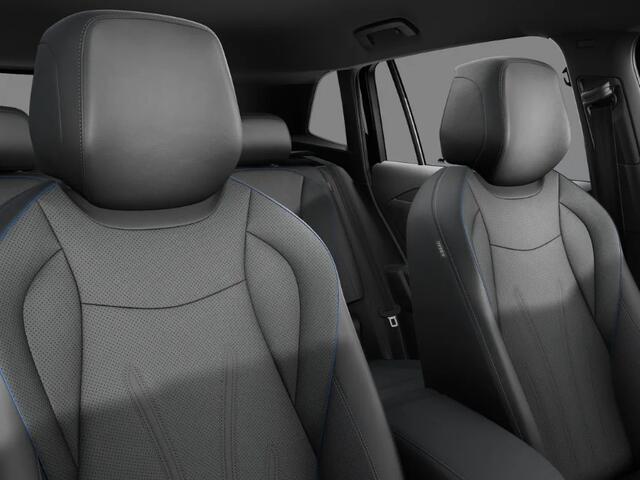 Volkswagen TIGUAN R-Line Edition 1.5 eHybrid 272 PK 6 versn. DSG · Black Style Pakket · Interieur Style Pakket · Trekhaak inklapbaar, met elektrische ontgrendeling, incl. Trailer Assist ·