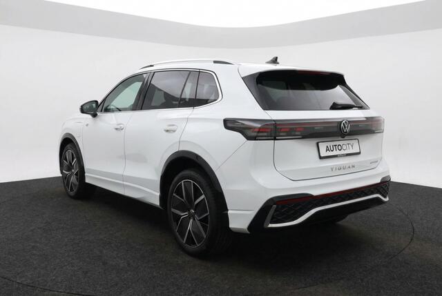 Volkswagen TIGUAN 1.5 TSI eHybrid PHEV R-Line Pano l Blindspot l IQ Lights l