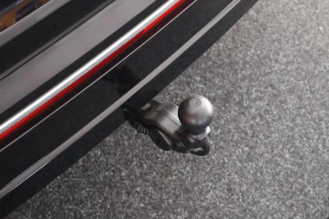 Volkswagen TIGUAN 1.4 TSI 245pk eHybrid R-Line Business Trekhaak 360Camera Leder Memory HUD Stoelverwarming Panoramadak Virtual Cockpit Navigatie
