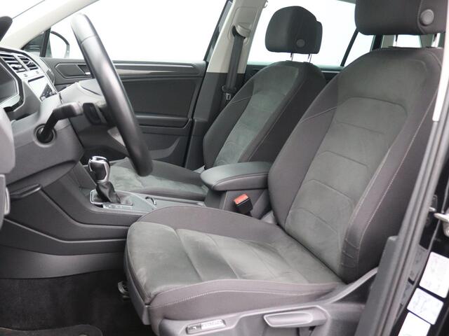 Volkswagen TIGUAN 1.4 TSI eHybrid Elegance 245PK DSG SOH 90,93%, Trekhaak, Achteruitrijcamera, Stoel-stuurverwarming, 18" LM Velgen, Elektr. Achterklep