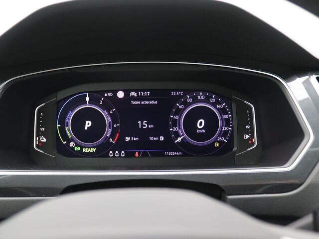 Volkswagen TIGUAN 1.4 TSI eHybrid Elegance 245PK DSG SOH 90,93%, Trekhaak, Achteruitrijcamera, Stoel-stuurverwarming, 18" LM Velgen, Elektr. Achterklep