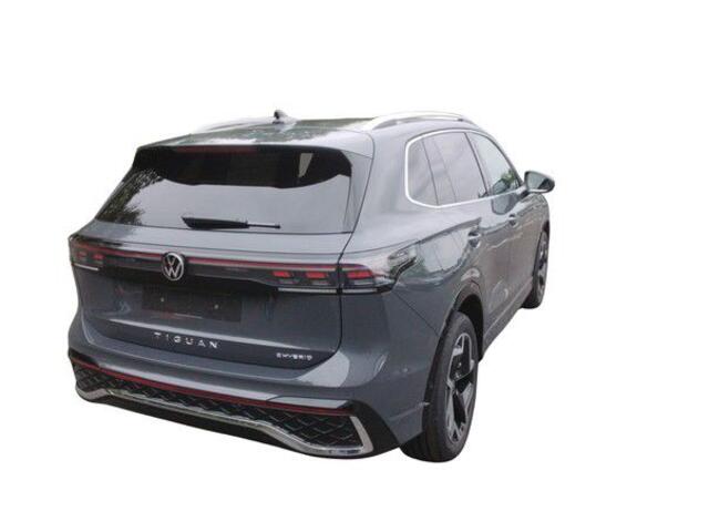 Volkswagen TIGUAN 1.5 eHybrid 204pk DSG R-Line / Panoramadak / Trekhaak / 360 Camera / HD Matrix Led